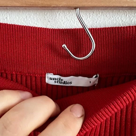 Uncle Studios Ribbed Red Slit Skirt, size 1 - Picture 5 of 6